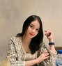 Rena - puta in Jakarta Photo 1 of 5