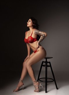 Renata - escort in Barcelona Photo 3 of 7