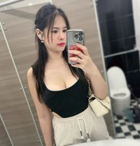 Renata - puta in Bali