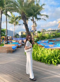 Renata - puta in Bali Photo 4 of 4