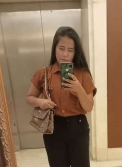 Renita - escort in Jakarta Photo 3 of 3