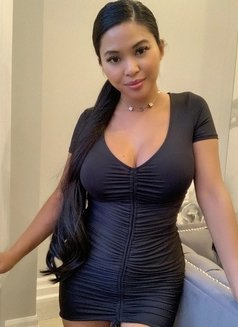 Malaysian Escort Rennee - escort in Singapore Photo 3 of 8