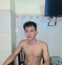 Redy have fun.with me and my friend - Acompañantes masculino in Bali Photo 1 of 10