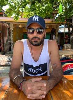 Rent a Boyfriend - Male companion in New Delhi Photo 2 of 6