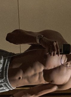 Rent Boyfriend, Male Escort, Massurie - Acompañantes masculino in Kolkata Photo 3 of 11
