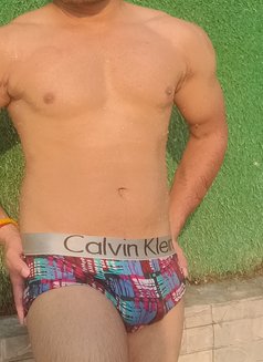 Rental Bf - Acompañantes masculino in Indore Photo 1 of 7