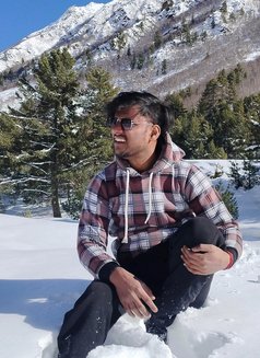 Rental boyfriend - Acompañantes masculino in Gurgaon Photo 5 of 5