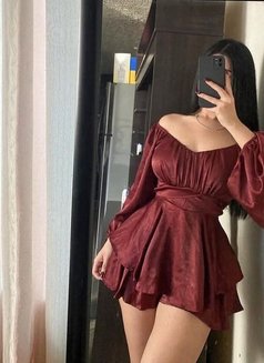 Renu Escort Service Cam or Real Meet - escort in Ghaziabad Photo 1 of 5