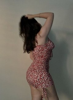 Renu Escort Service Cam or Real Meet - escort in Ghaziabad Photo 4 of 5