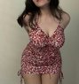Renu Escort Service Cam or Real Meet - puta in Noida Photo 5 of 5