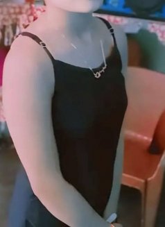 Renu Escort Service Cam or Real Meet - escort in Gurgaon Photo 2 of 2