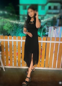 Renu Naidu - escort in Coimbatore Photo 3 of 5