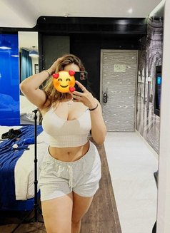 Renu Singh - escort in New Delhi Photo 3 of 10