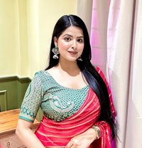 Roshni - escort in Hyderabad Photo 1 of 3