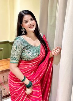 Roshni - puta in Hyderabad Photo 3 of 3