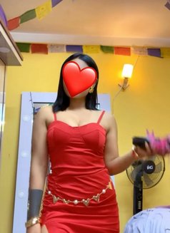 Renuka Phokrel hand cash service - escort in Kathmandu Photo 1 of 2