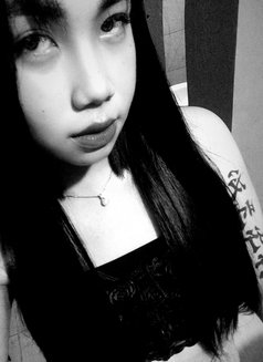 Renz - Transsexual escort in Makati City Photo 1 of 1