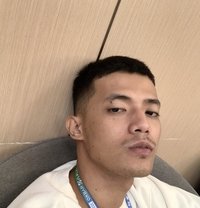 RENZE - Male escort in Quezon