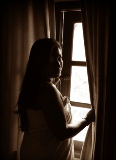Resha'z Dome - companion in Colombo Photo 5 of 6