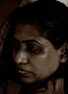 Resha'z Dome - companion in Colombo Photo 6 of 6