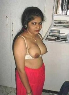 Reshma Gupta - escort in Mumbai Photo 1 of 2