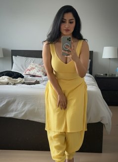 Reshma - puta in Navi Mumbai Photo 1 of 2