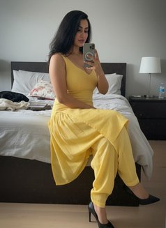 Reshma - puta in Navi Mumbai Photo 2 of 2