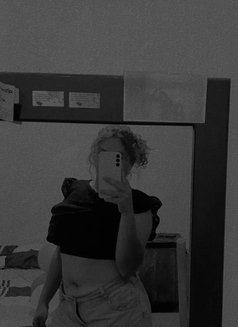 Reshma - escort in Vadodara Photo 1 of 3