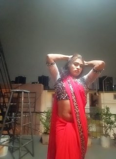 Reshma - Transsexual escort in Bangalore Photo 2 of 2