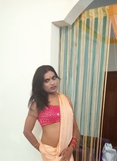Reshma - Transsexual escort in Bangalore Photo 1 of 1