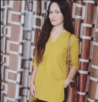 Reshma Realme Cam Show banglore - escort in Bangalore Photo 1 of 6