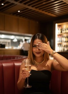 Reshmi ( Incall & out c available today) - escort in Kolkata Photo 2 of 30