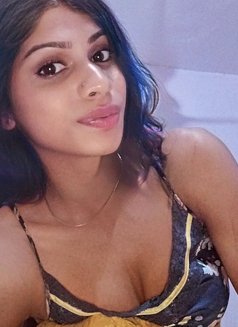 Reshu jaan - Transsexual escort agency in Ahmedabad Photo 7 of 9