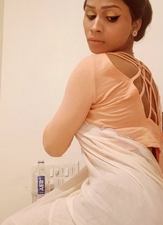 Reshu jaan - Transsexual escort agency in Ahmedabad Photo 9 of 9