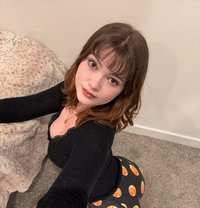 Resnia - escort in Athens