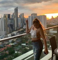 Resxy - escort in Manila