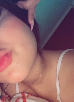 Reta - Acompañante in Erbil Photo 1 of 3