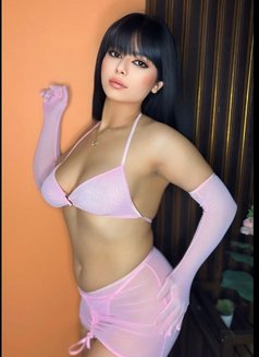 Reta ريتا - puta in Dubai Photo 4 of 6