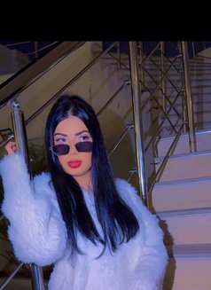 RETA - escort in Dubai Photo 3 of 8