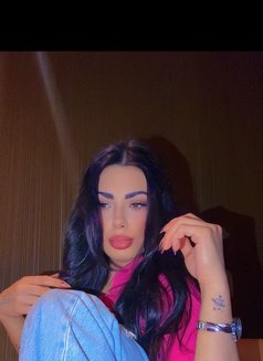 RETA - escort in Dubai Photo 5 of 8