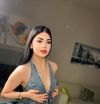 إيفا - escort in Dubai Photo 1 of 5