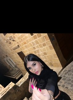 Retag - Acompañantes transexual in Beirut Photo 3 of 6