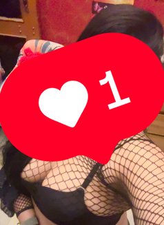 Reva singh - escort in New Delhi Photo 3 of 6