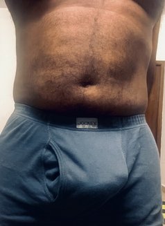 Revan - Male escort in Chennai Photo 2 of 4