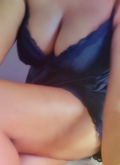 Revathi 21 years tamil fresh new girl - escort in Colombo Photo 20 of 26