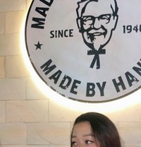 Revinna - escort in Bali