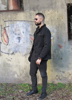 Revox - Male escort in Beirut Photo 6 of 7