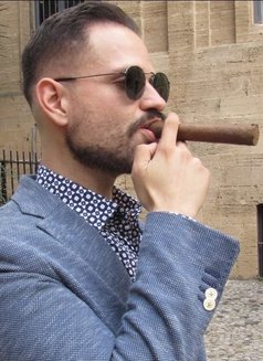 Revox - Acompañantes masculino in Beirut Photo 16 of 19