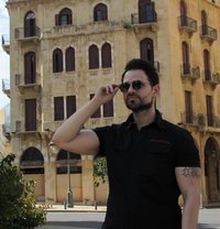 Revox - masseur in Beirut