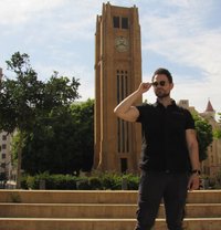 Revox - masseur in Beirut